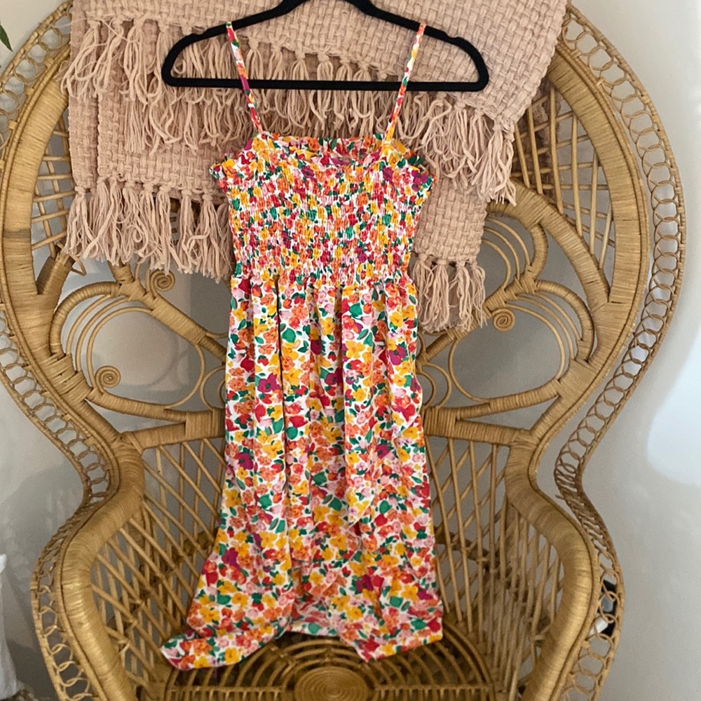 Women’s dress